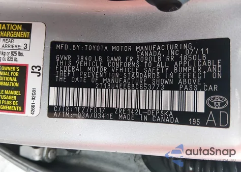 2011 Toyota Corolla S z USA, uszkodzony, nr VIN 2T1BU4EE6BC653773